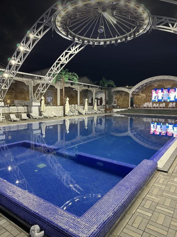 Turon Pool — фото 1