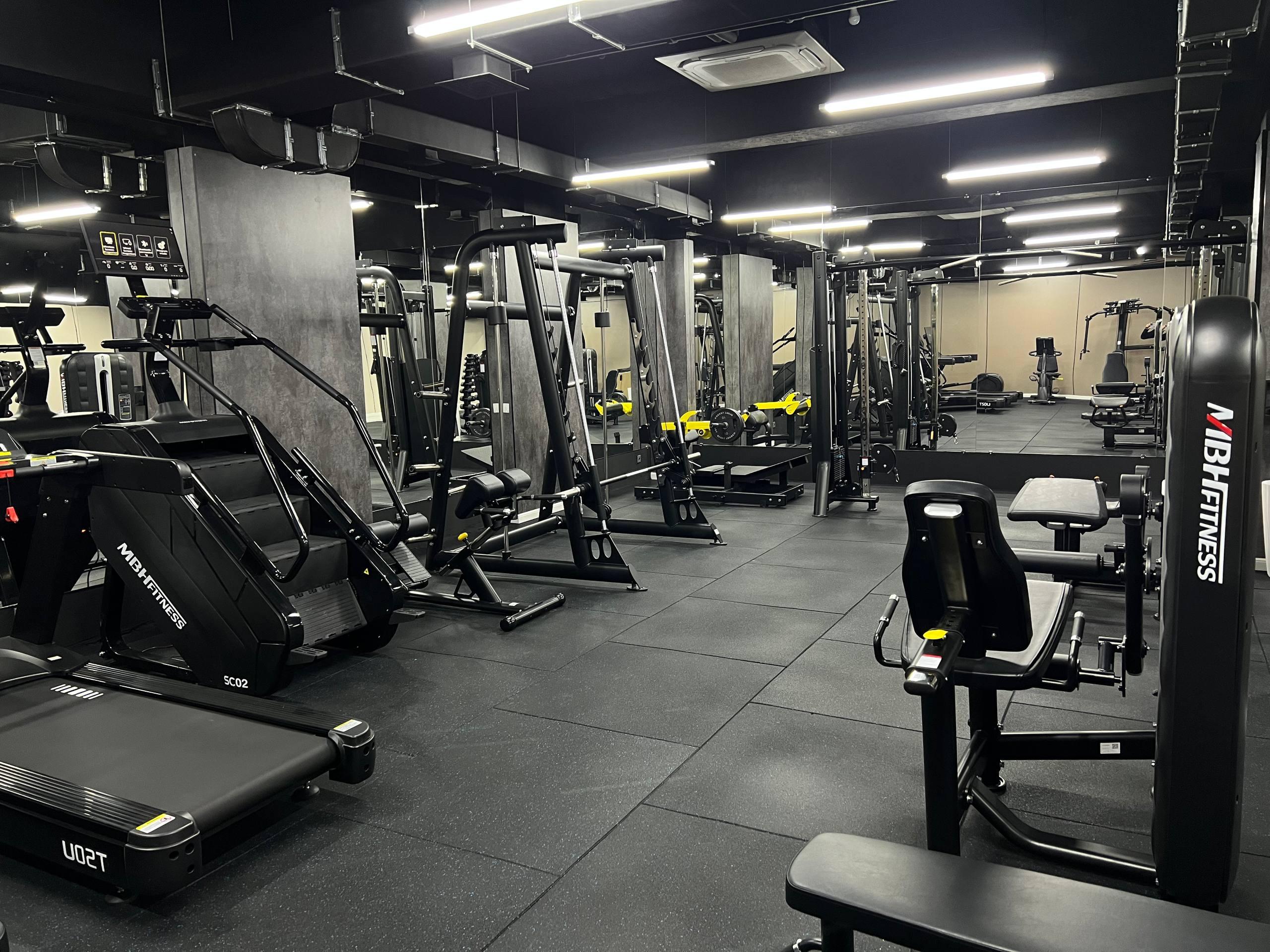 Level GYM studio image