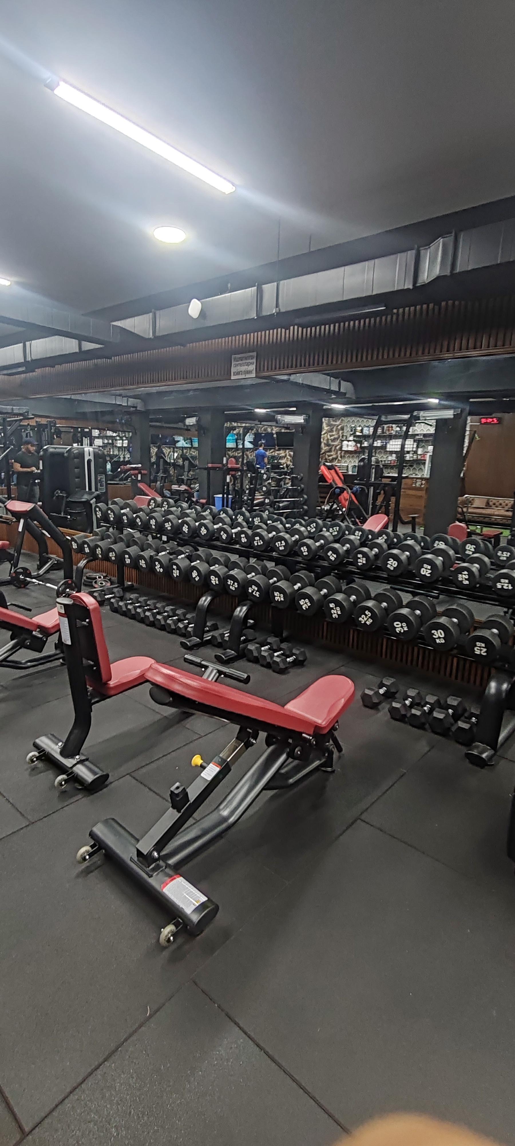 VOSTOK LIFE FITNESS studio image