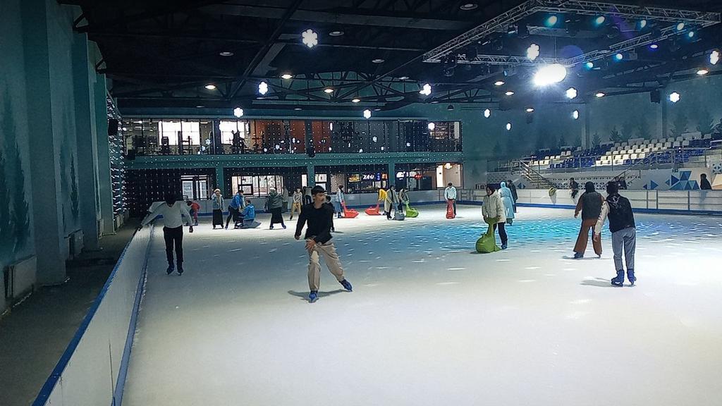 ICE RINK — фото 4