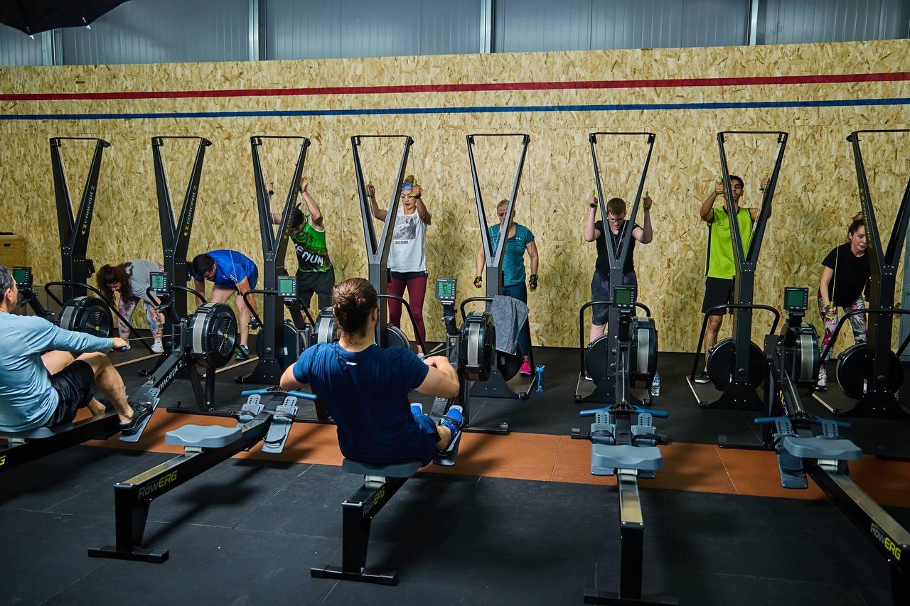 Savage Sports Club studio image