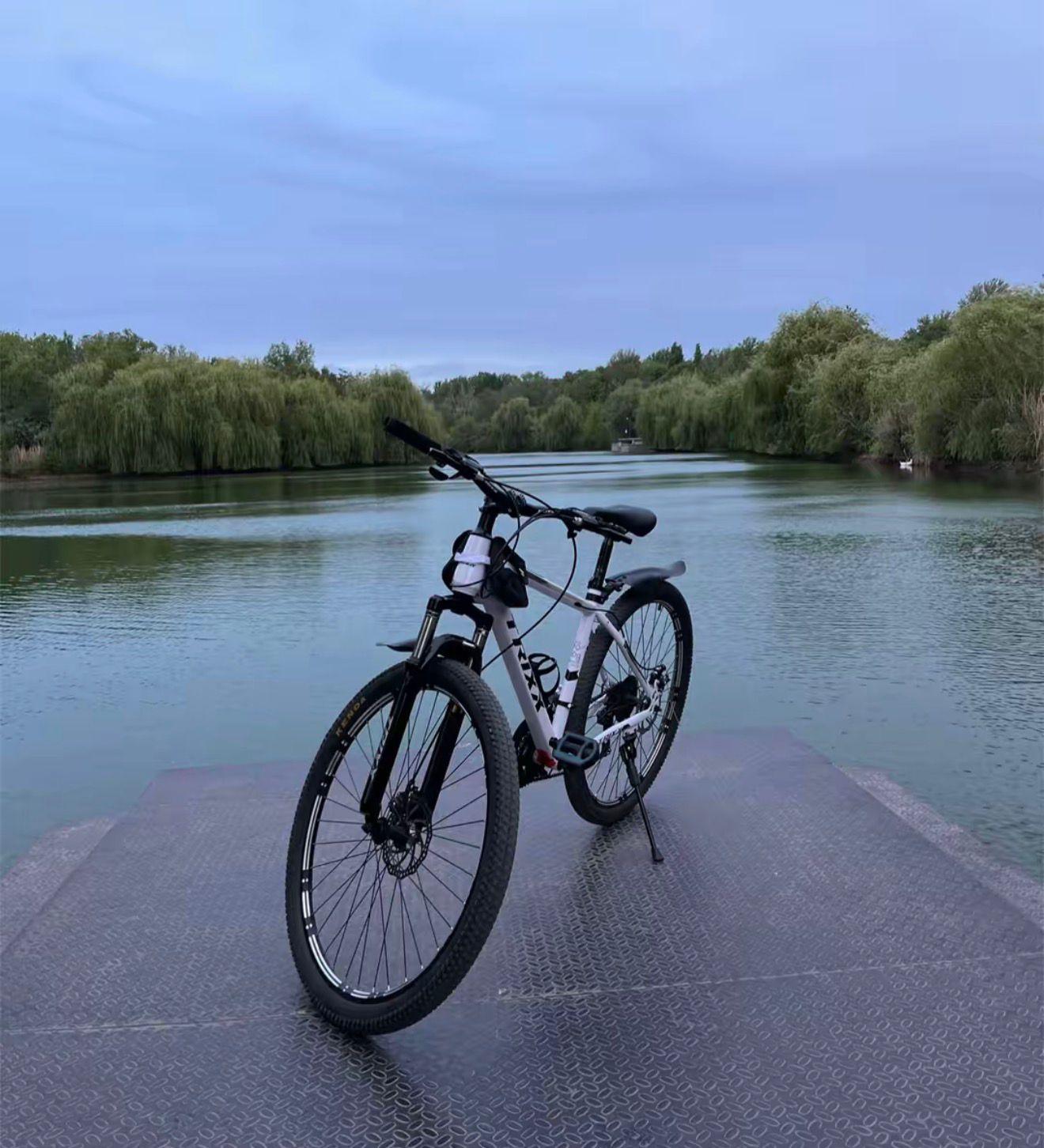 Veloboom studio image