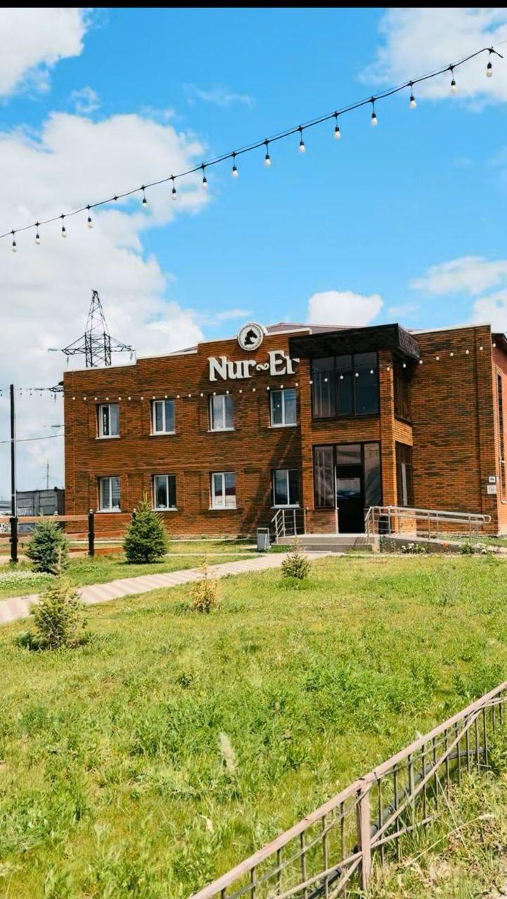 Nur-Er Конная прогулка studio image