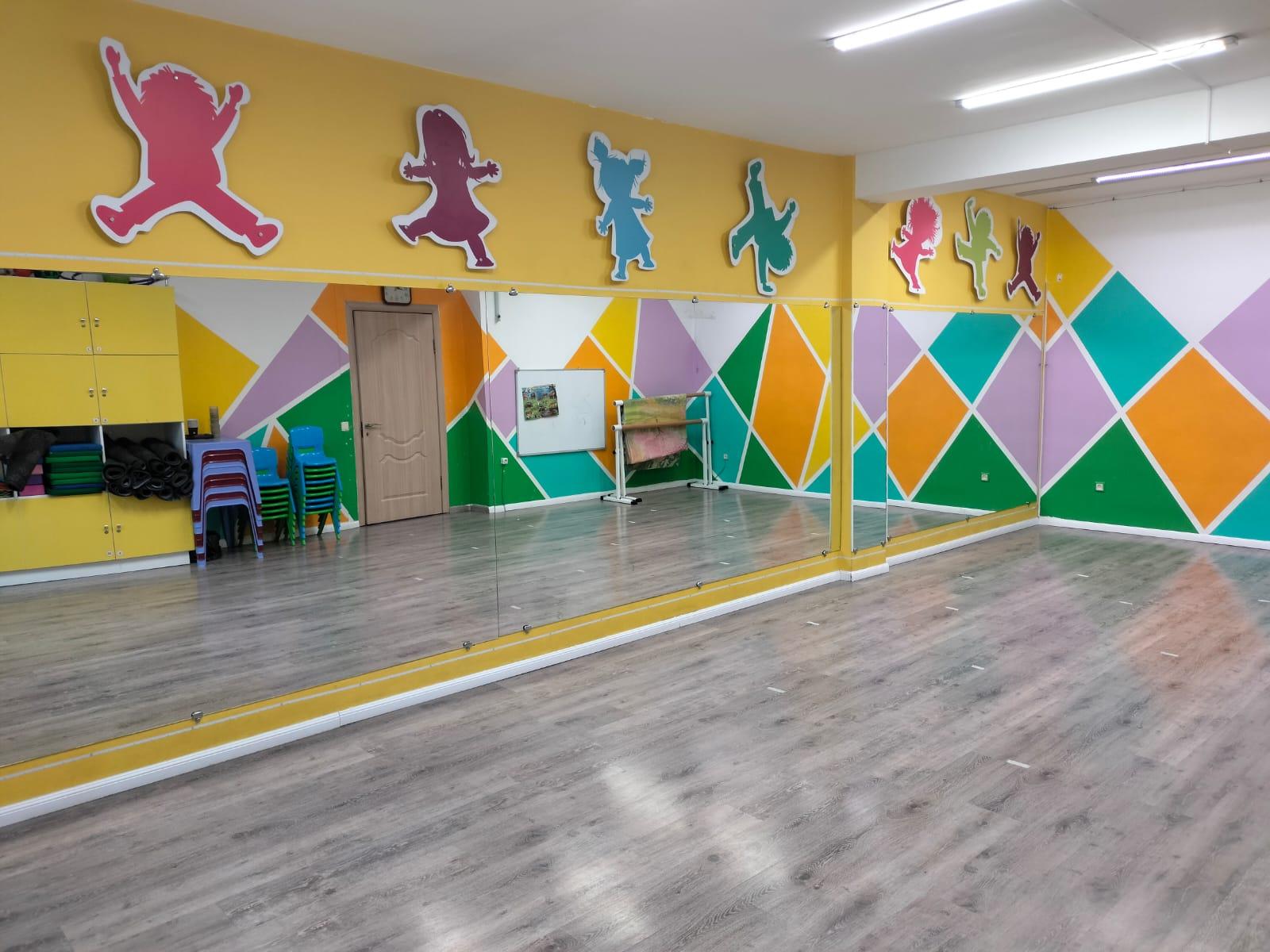 Студия танцев Rikki Tikki Tavi studio image