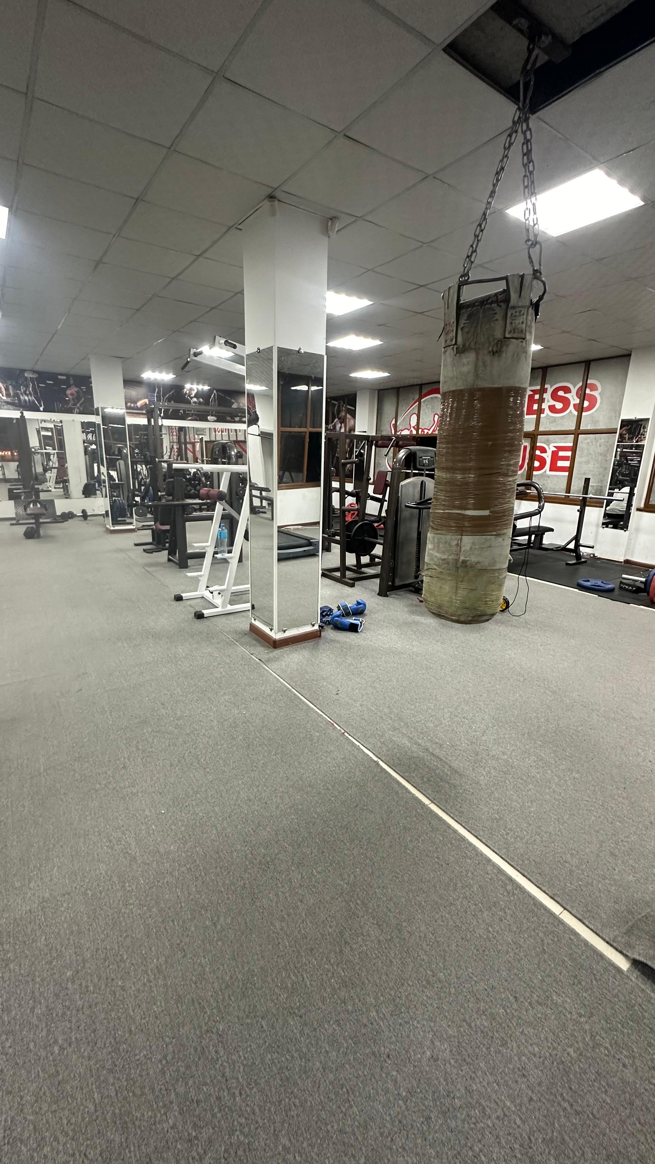 Fitness house studio image
