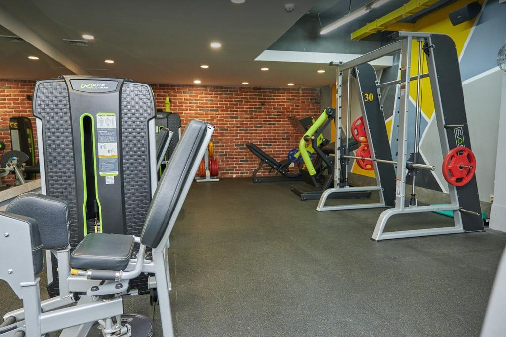 Champion Gym на Мухамедханова — фото 3