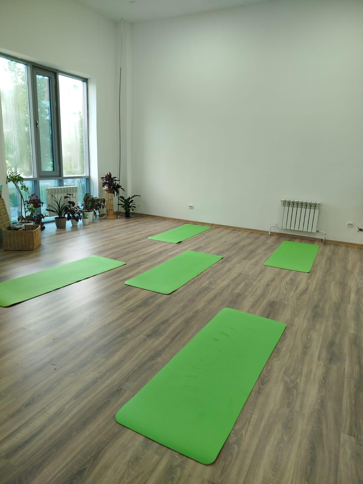 Yasina studio image