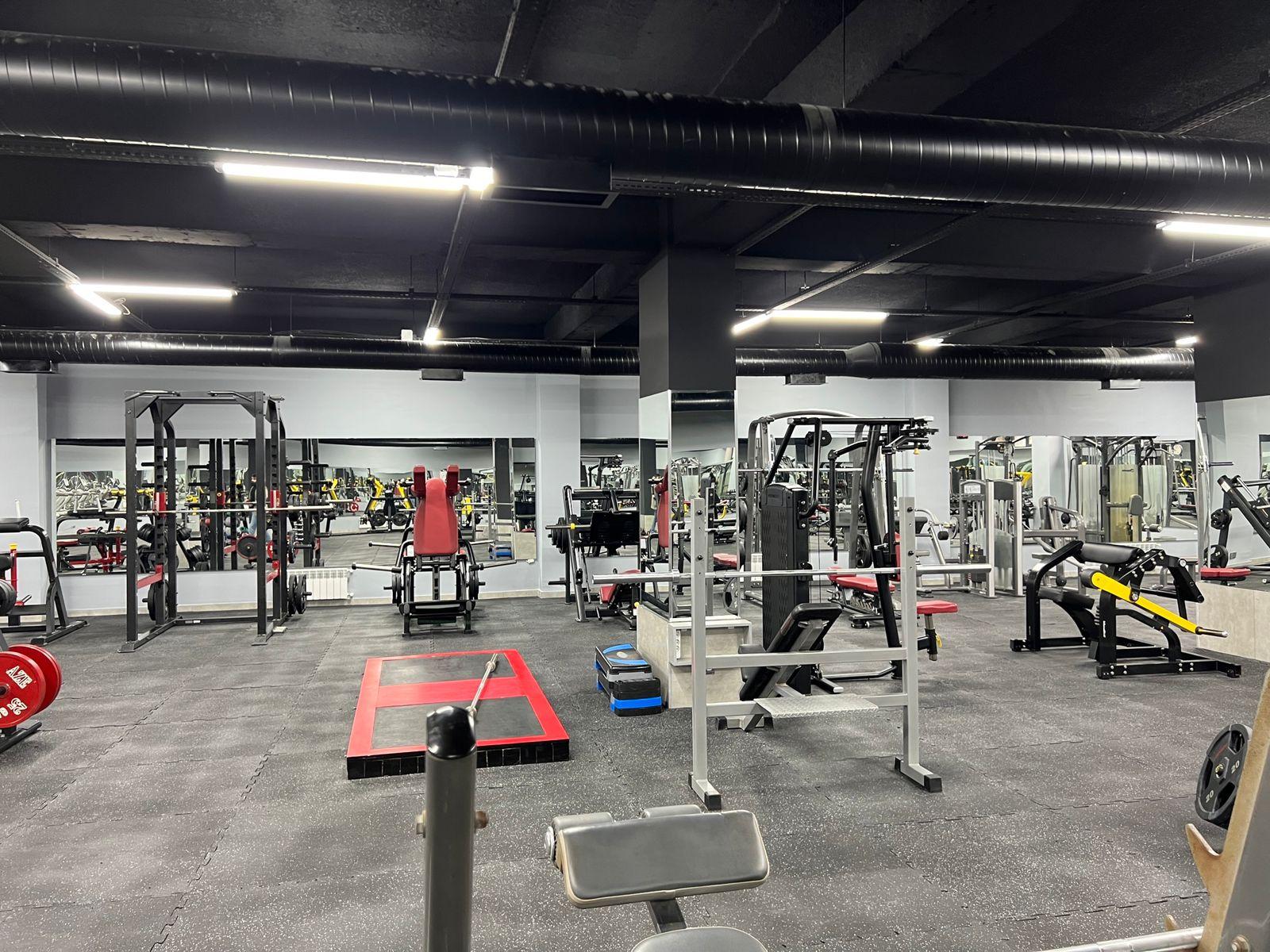 TITAN GYM studio image