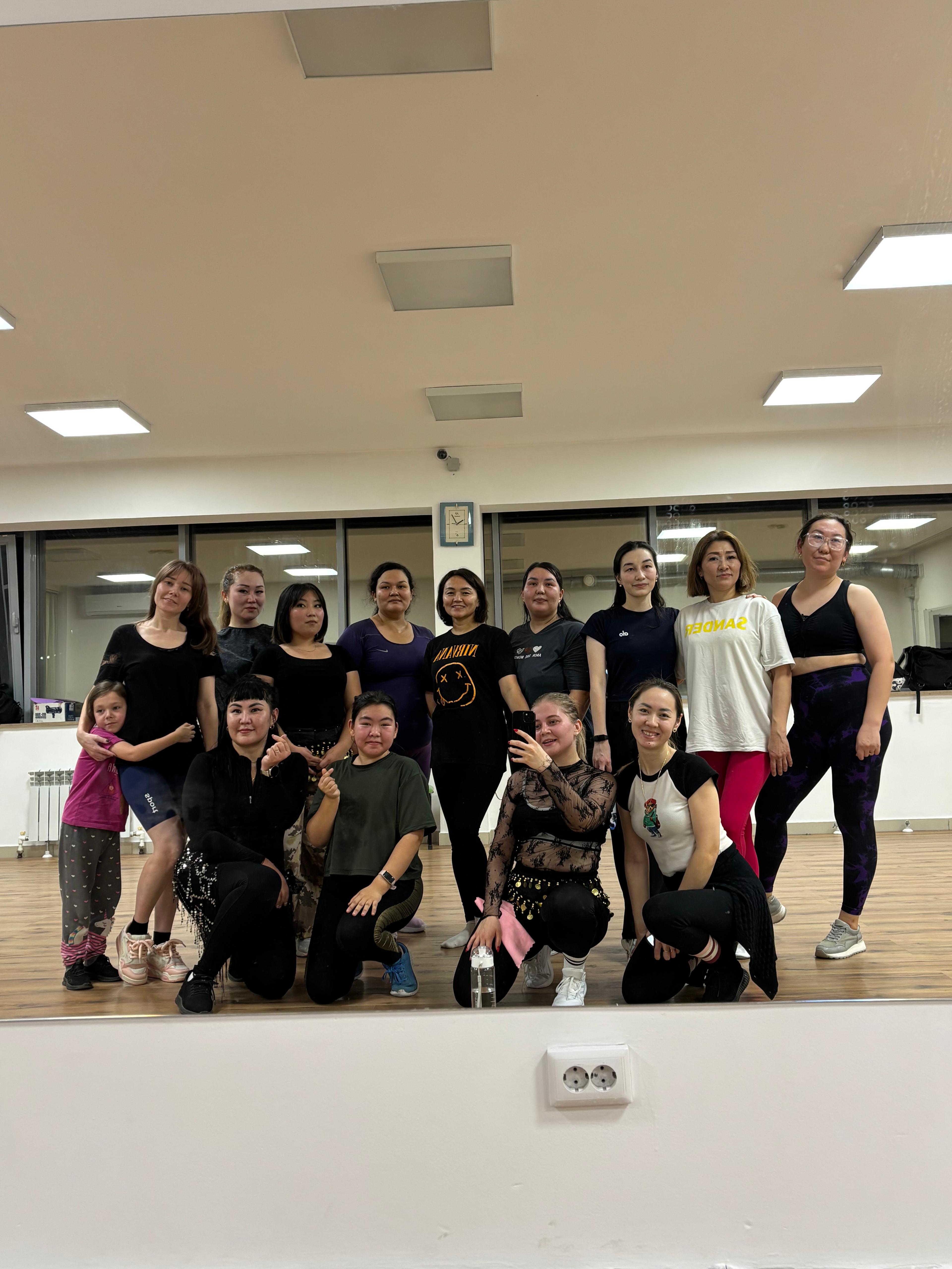 Зумба с Лагуткиной Юлией studio image