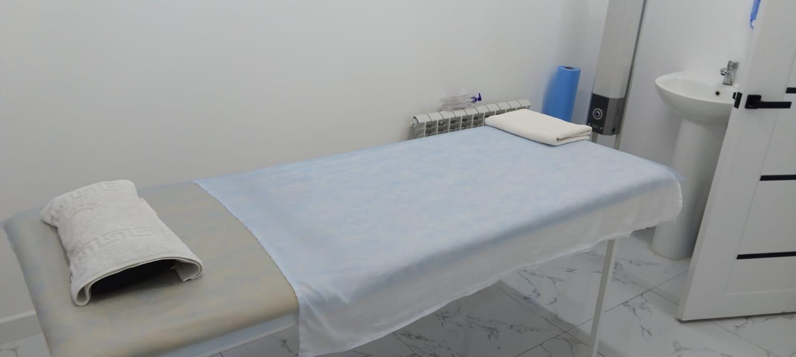 Aya massage studio image