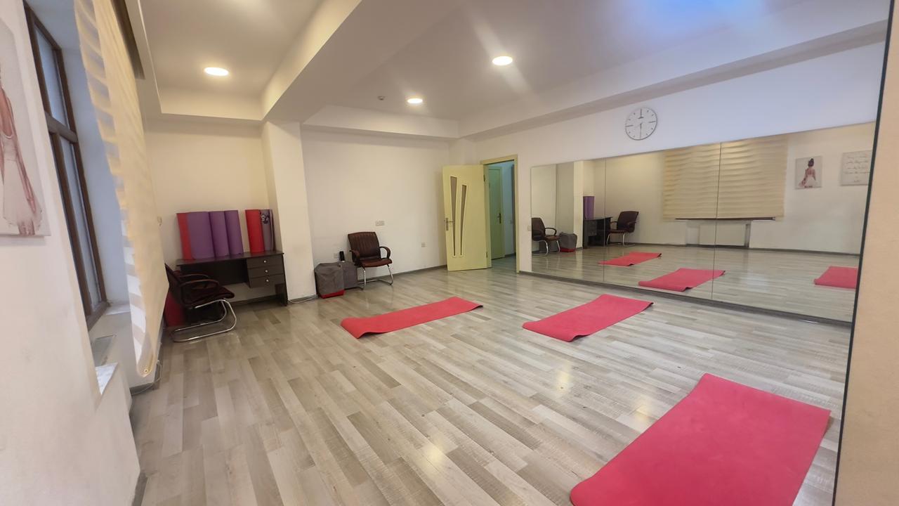 Ayselin Dance Studio studio image
